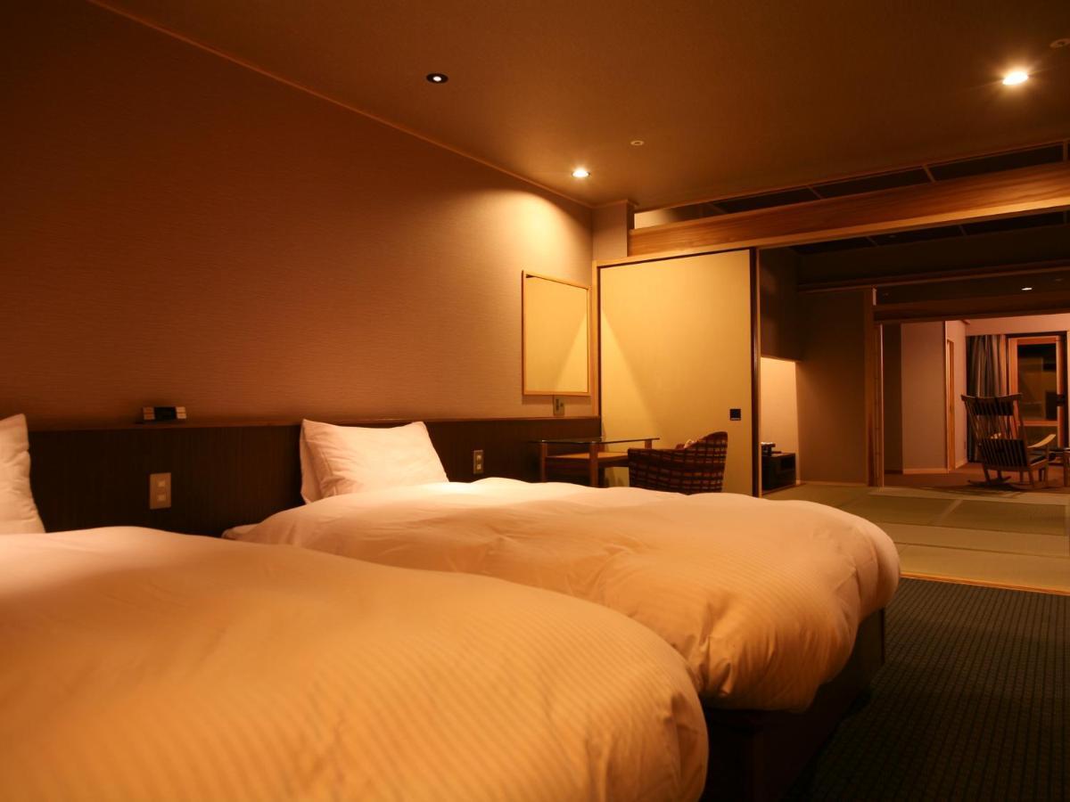 Hotel New Awaji Sumoto Exteriör bild